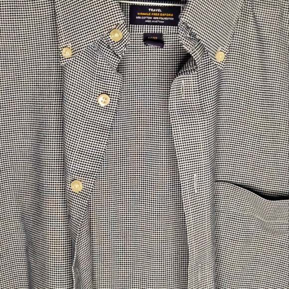 Men's Stafford Button Down Shirt in a dark blue and white design. 16 1/2 - 32/33 - Picture 6 of 10